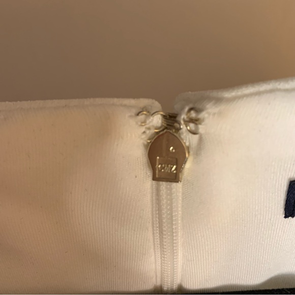 EUC Tommy Hilfiger Short Sleeve White and Cream Colorblock Dress Size 10 - Picture 3 of 10